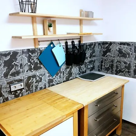 Lisas Gaestehaus Neckartenzlingen